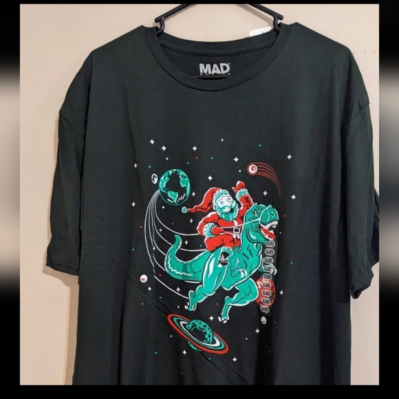 Mad Engine Santa Claus T Rex Dinosaur Men's Short Sleeve Christmas Shirt 2XL - Picture 3 of 7